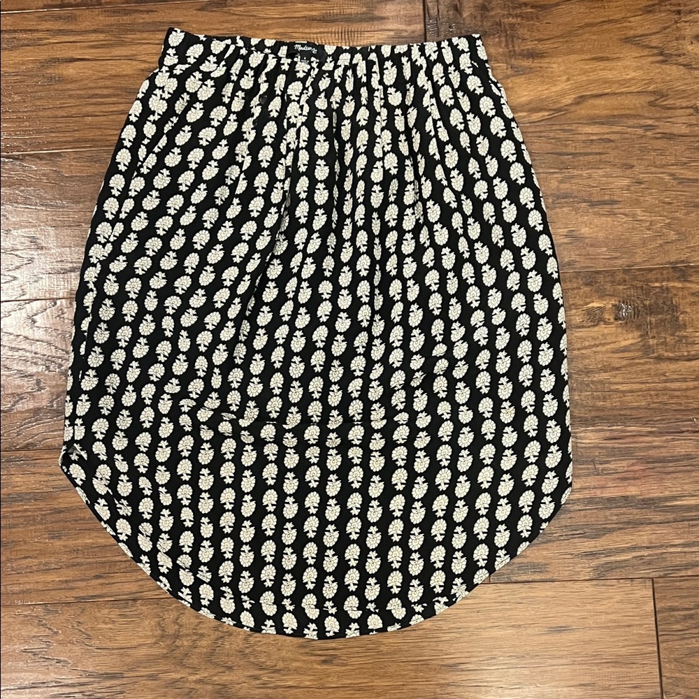 Madewell Black Midi Skirt with White Pineapple Print